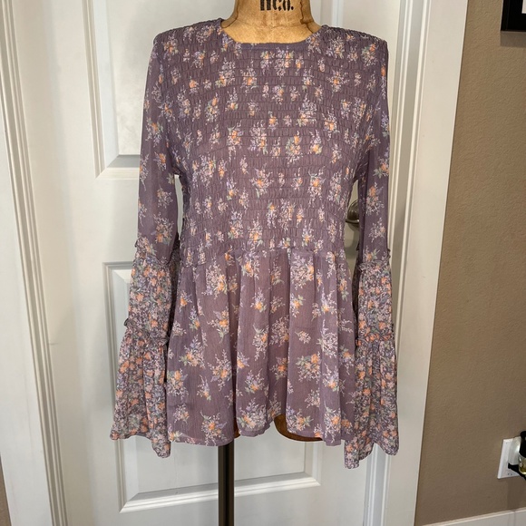 American Eagle Outfitters Tops - 2/$35 or 3/$50 American Eagle Boho Blouse